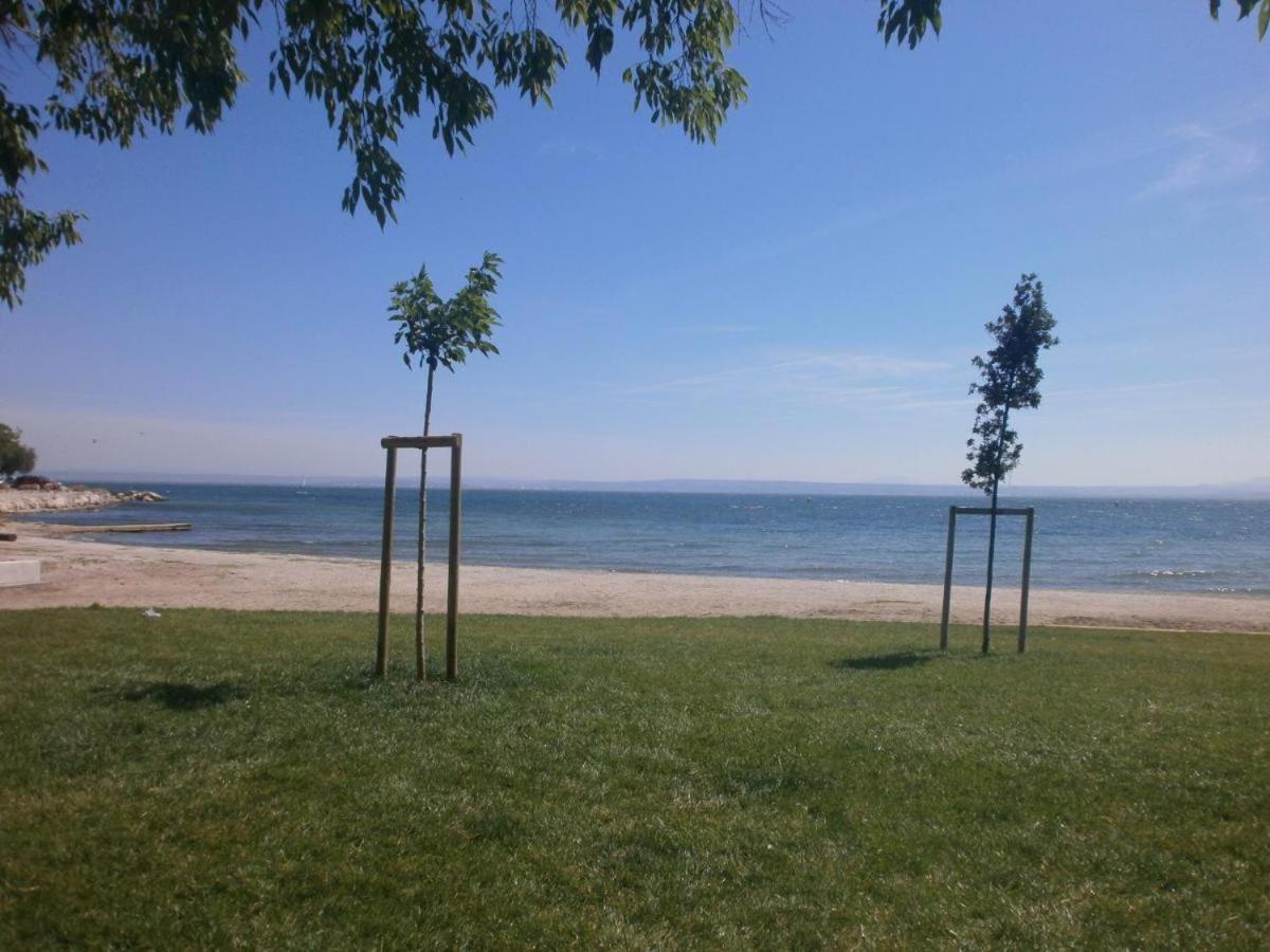 Les Hebergements De La Plage En Ville Martigues Luaran gambar
