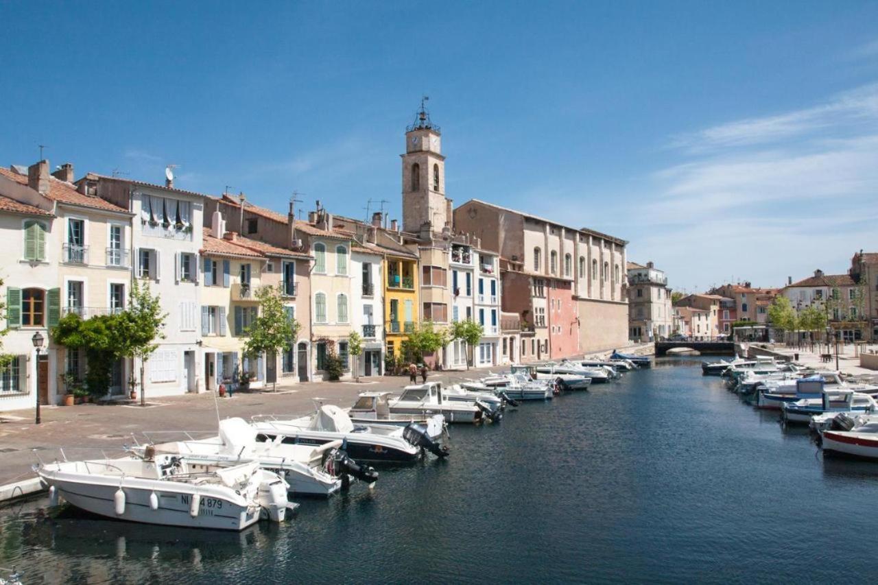 Les Hebergements De La Plage En Ville Martigues Luaran gambar